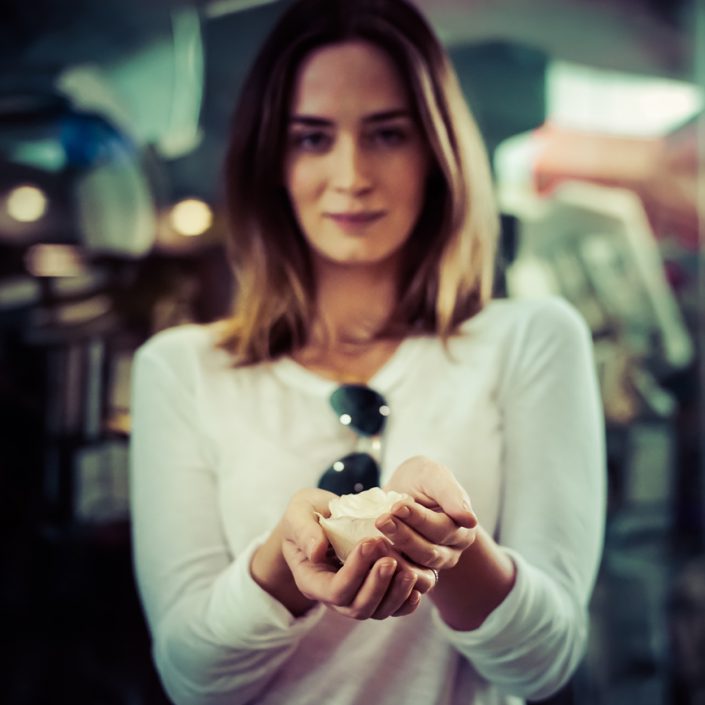 Emily Blunt – Peace in 10000 Hands_web