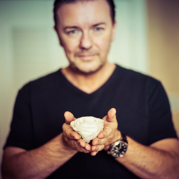 Ricky Gervais – Peace in 10000 Hands_web